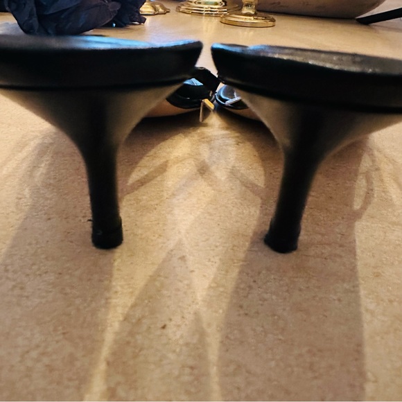 Coach Sandals size 7 1/2 B. 2 1/2” heels. Black leather. Made in Italy - Picture 9 of 11